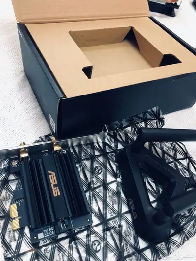 للبيع كرت واي فاي سريع جد ا من ASUS 0
