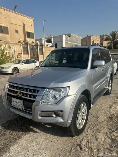 للبيع باجيرو 2015 GLS 0