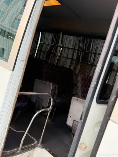 باص نيسان سلفيان 2007 ديزل نضيف 15