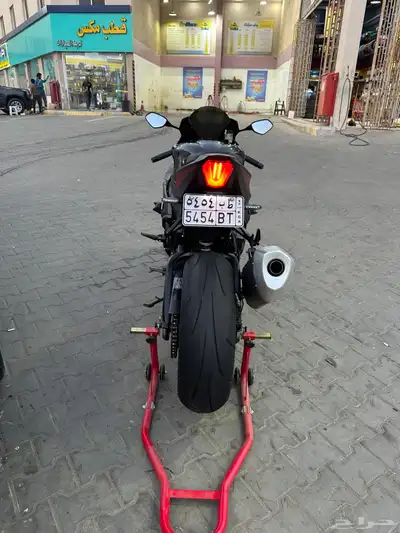 دباب 1000r 2