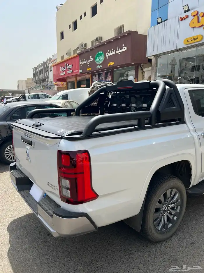 غطاء حوض ونيت مستبيشي L200 2025 1