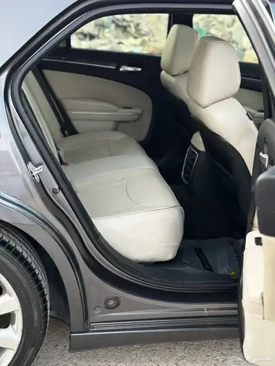 كلايزلار c300 8 سلندر 2015 فل كامل للمستخدم 16