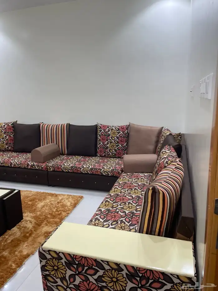 كنب غرفه أربعه في أربعه 0