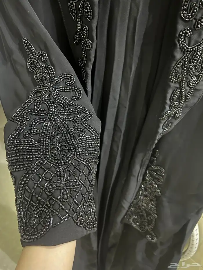 عبايه سوداء فخمه 0