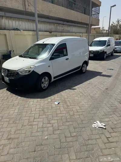 سيارتين رينو دوكر فان 2020 4