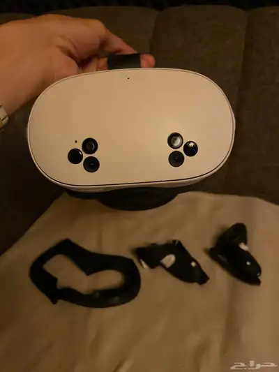 VR quest 3s نظارة 1