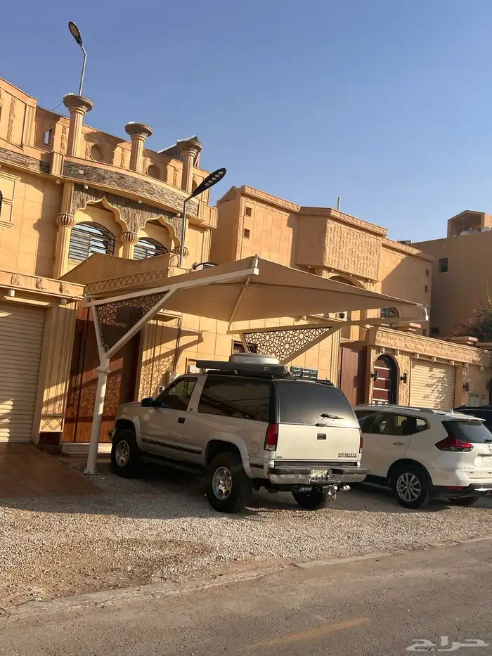 مظلات وسواتر 2