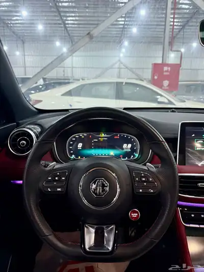 ام جي 2023 HS دبل 22