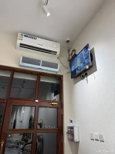 محل شاهي للتقبيل 2