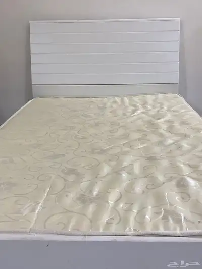 سرير نفر ونص يجي معه الطاراحه 0