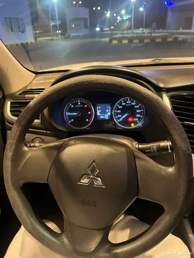 مستوبيشي L200 7