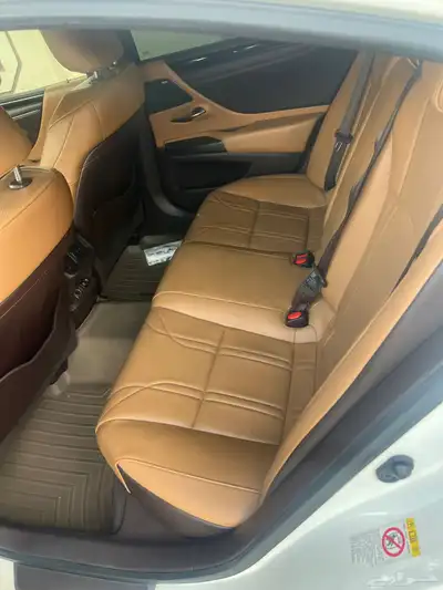 لكزس ES 350 2019 16