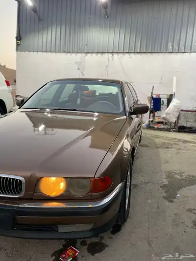 بي ام دبليو 2001 6