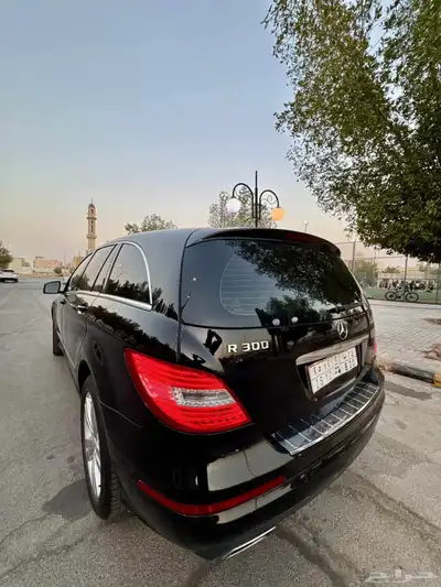 مرسيدس للبيع اليوم بسعر مغري بداعي السفر سيارة عائلية فخمه 5