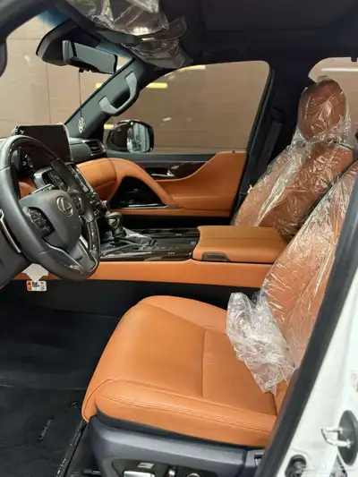لكزس VIP فل كامل 2025 لوحه رقم 1للبيع 2