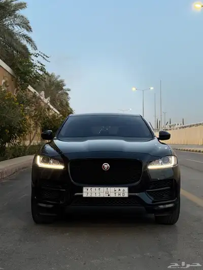 جاكور F-PaceR 1