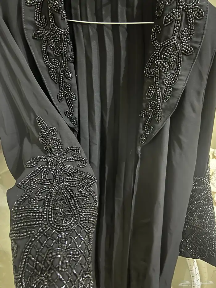 عبايه سوداء فخمه 1