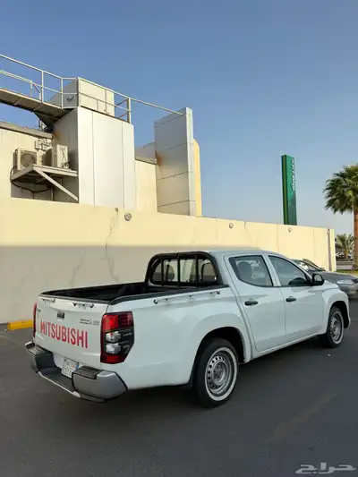 ميتسوبيشي 2021 ديزل 2