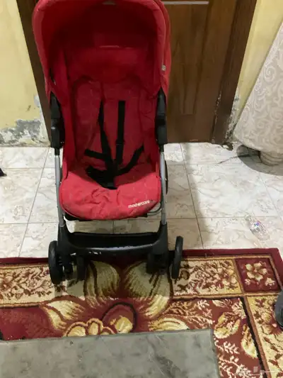 عربة أطفال منوة المستخدم مرة نظيفة 0