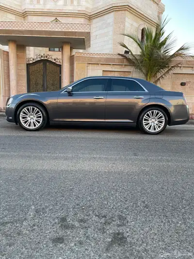 كرايسلر 2014 V8 هيمي 5.7 1