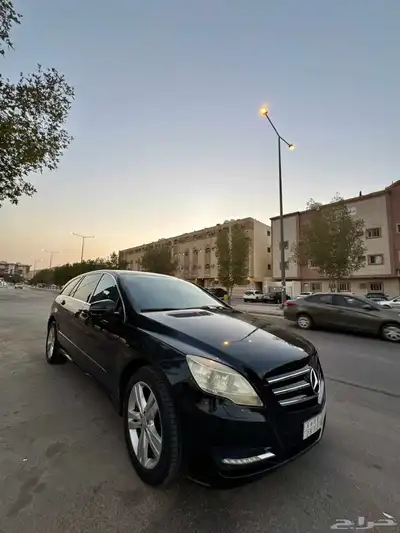 مرسيدس للبيع اليوم بسعر مغري بداعي السفر سيارة عائلية فخمه 46