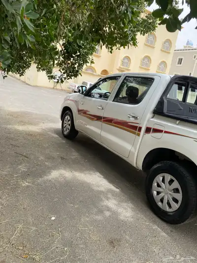 هايلوكس 27