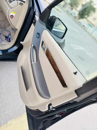مرسيدس للبيع اليوم بسعر مغري بداعي السفر سيارة عائلية فخمه 23