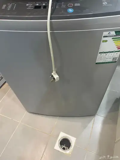 غساله لبيع ولا مره استخدمتها نضيفه السبب كبيره 1