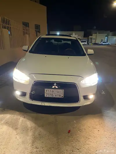 سيارة متسوبيشي لانسر فل كامل موديل 2010 7
