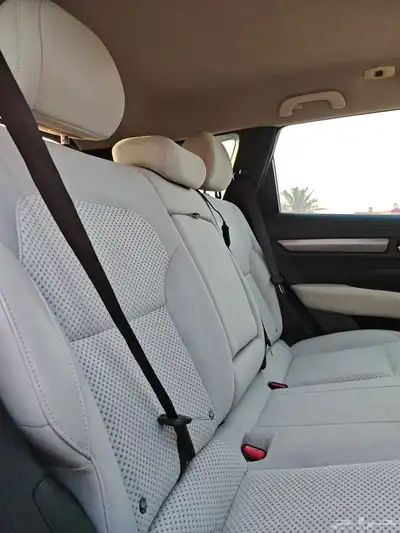 رينو كوليوس نص فل 2018 18