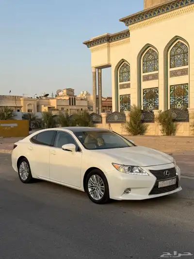 لكزس اي اس 350 4
