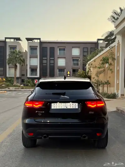 جاكور F-PaceR 4