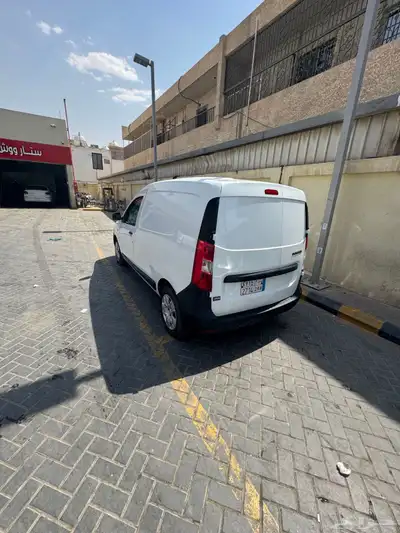 سيارتين رينو دوكر فان 2020 7