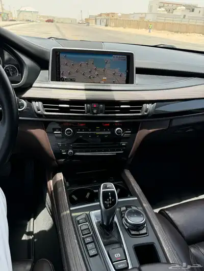 بي ام دبليو اكس 5 8 سلندر 14