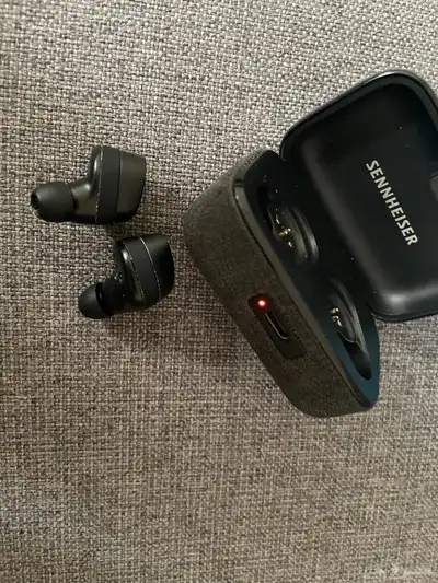 سماعة Sennheiser Momentum True Wireless 3 3