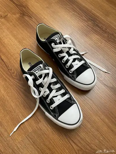 للبيع حذاء Converse أصلي - شبه جديد 1