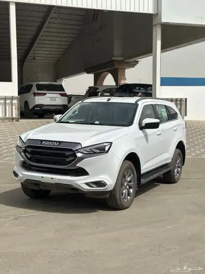 ايسوزو MUX 2024 1