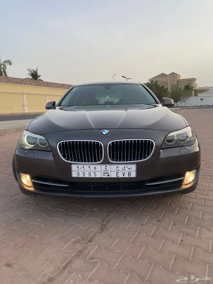 2013 بي ام 520 فل كامل 1