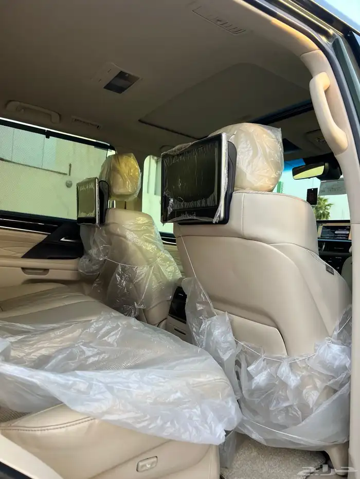 لكزس LX570 موديل 2021 بلاك اديشن 17