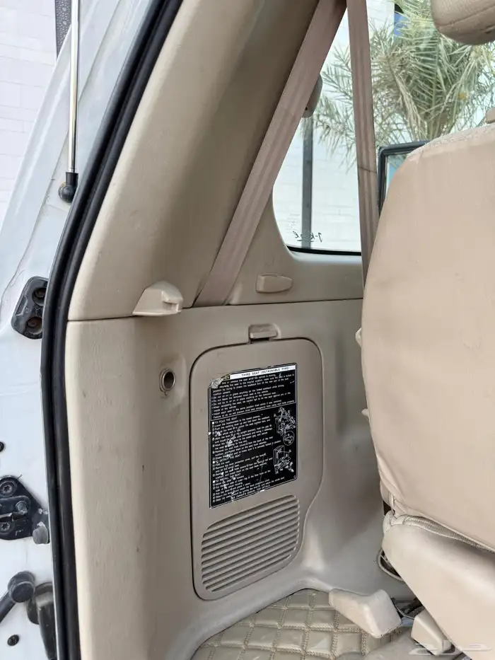 تويوتا لاندكروزر (خليجي فل كامل وكاله) السوم واصل 70 29