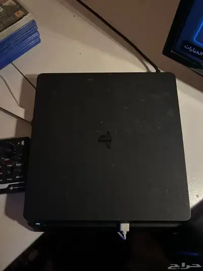 للبيع سوني فور نظيف شرطط 0