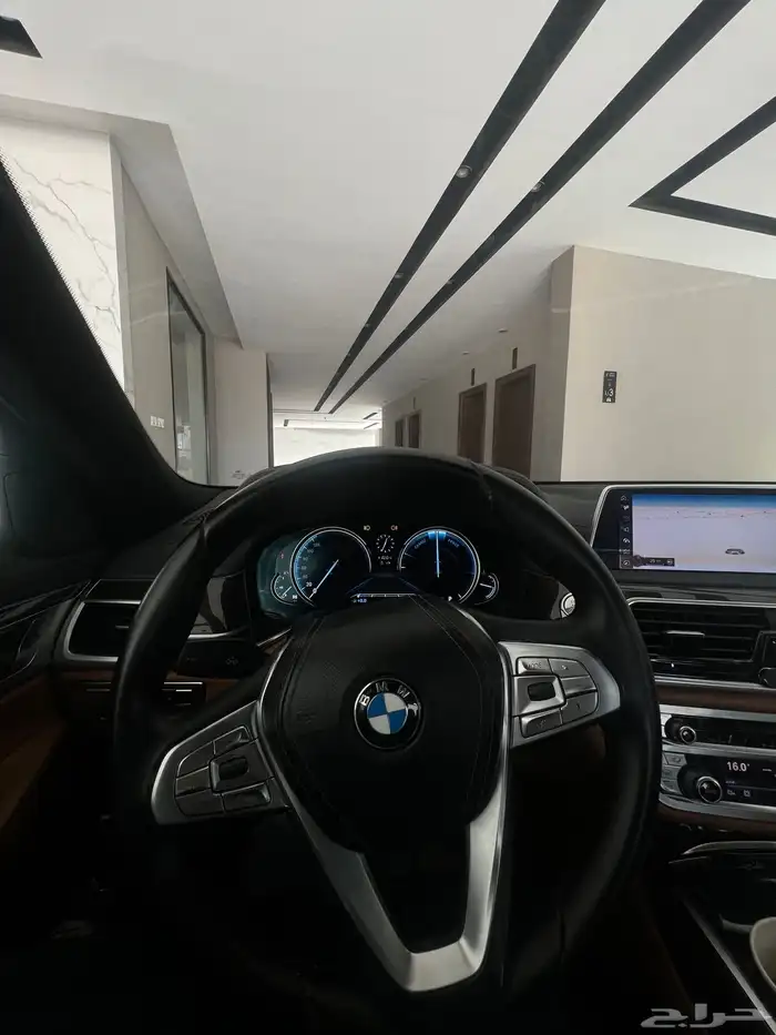 BMW 730Li 2016 22