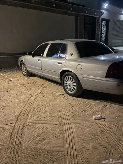 فورد ماركيز 2010 5