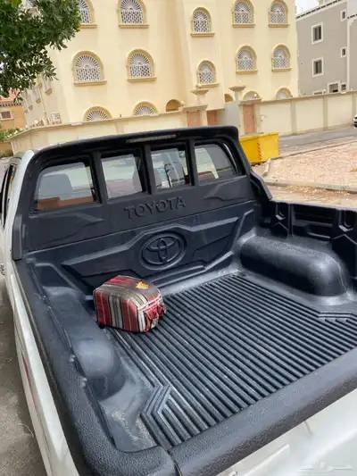 هايلوكس 9