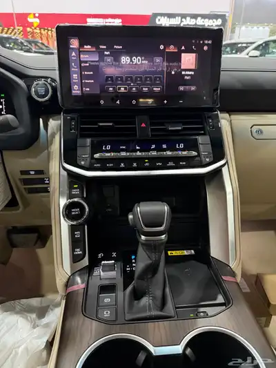 تويوتا لاندكروزر 2025 GXR L4 سعودي اقل سعر بطاقه 10