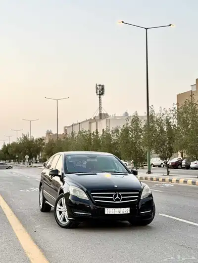 مرسيدس للبيع اليوم بسعر مغري بداعي السفر سيارة عائلية فخمه 54