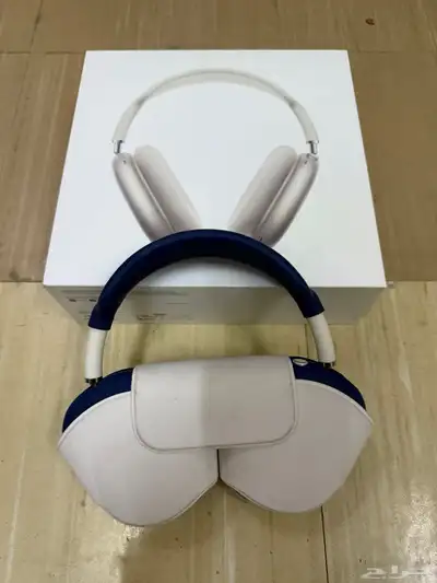 Apple AirPods Max 0