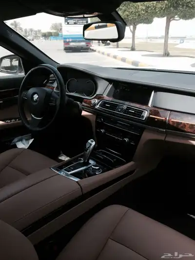 bmw 740 2013 مخزن 7