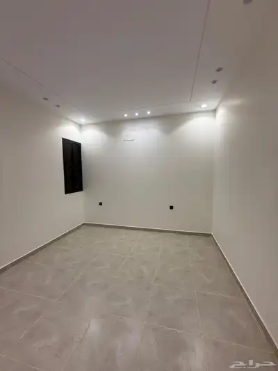 للبيع شقق ارضيه وشقق علويه تشطيب فندقي ف حي الضيافة 16