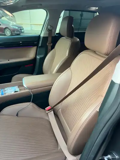 هيونداي ايزرا 10